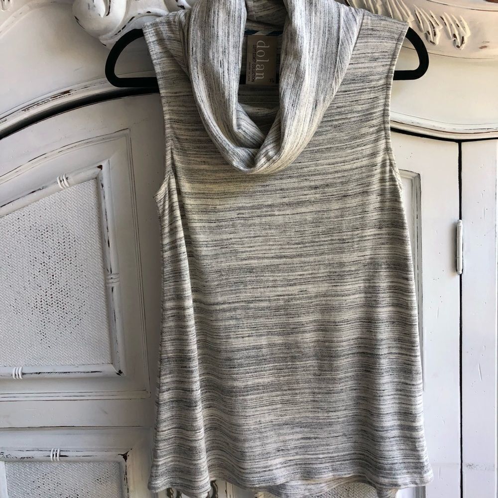 ANTHROPOLOGIE DOLAN SWEASHIET SLEEVELESS TOP